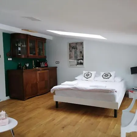 Z Widokiem- Old Town Apartman